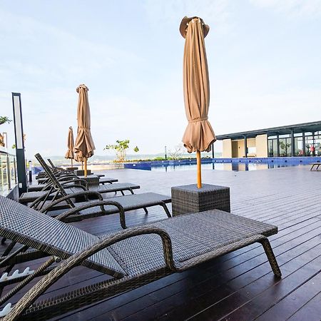 Lovina 1615 At Pollux Meisterstadt Batam ภายนอก รูปภาพ